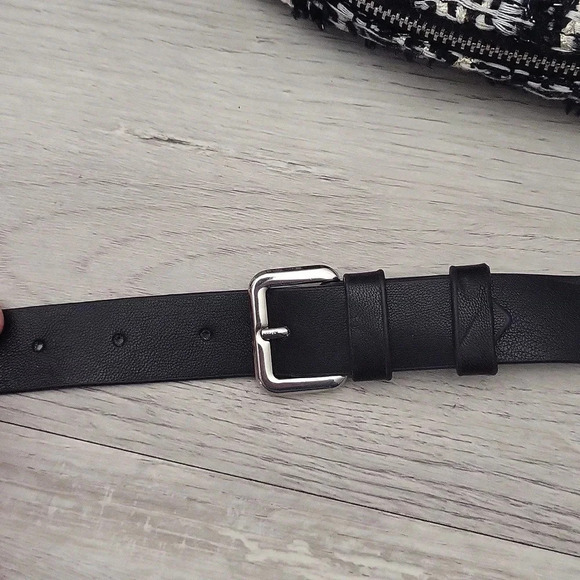 🛍ZARA‎ Black White Tweed Multi Pocket Belt Bag - Picture 10 of 13